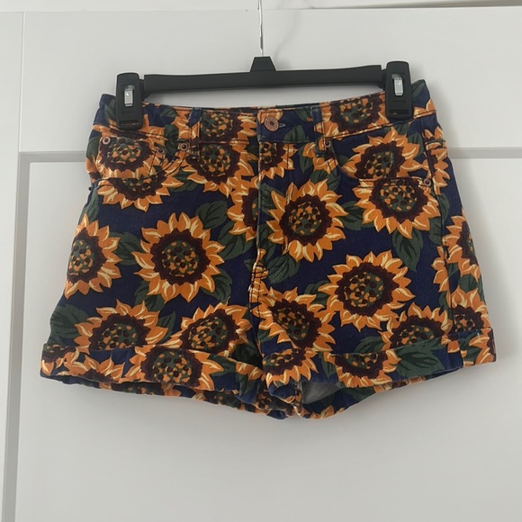 DONATED - Picture 1 of 6